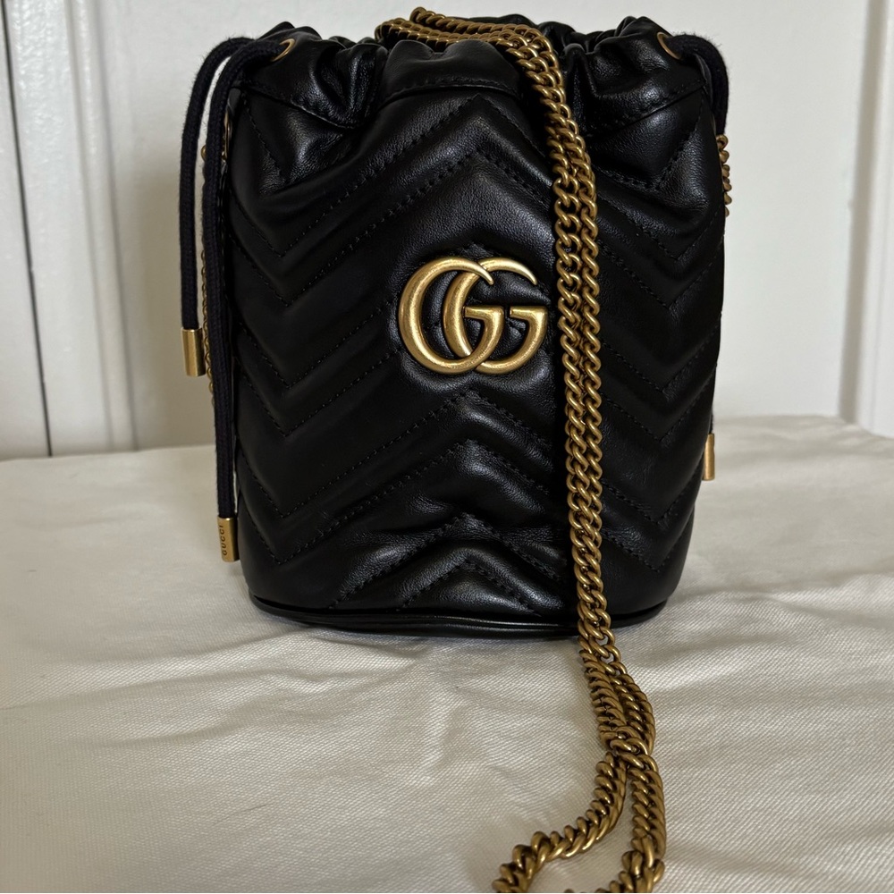 Gucci Marmont mini bucket bag